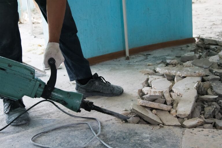 Why Miami Gardens Homes Often Need Professional Tile Removal Before Renovation